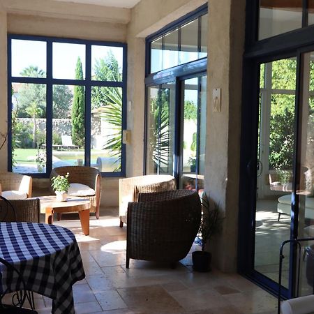 Bed and Breakfast Aux Pots Bleus Nissan-lez-Enserune Exterior foto