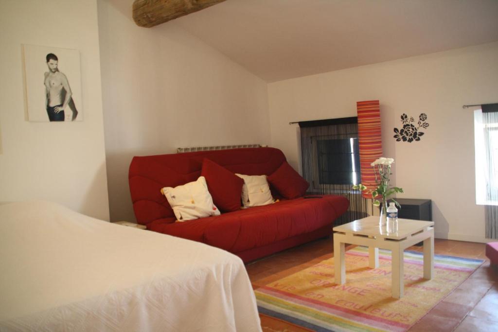 Bed and Breakfast Aux Pots Bleus Nissan-lez-Enserune Habitación foto